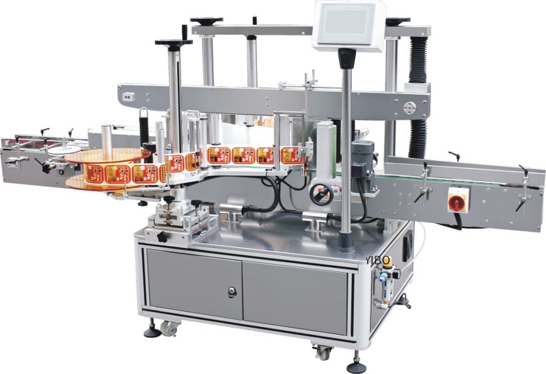 Automatic labelling machine